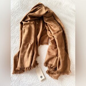 Tory Burch Logo Jacquard Traveler Scarf Color Moose NWT